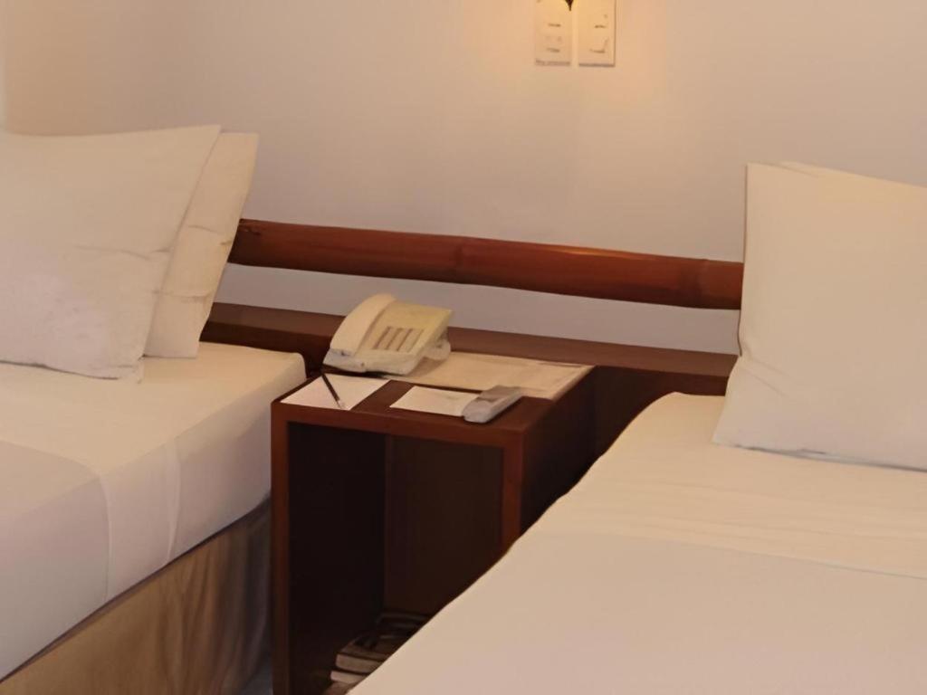 Soledad Suites Panglao Esterno foto