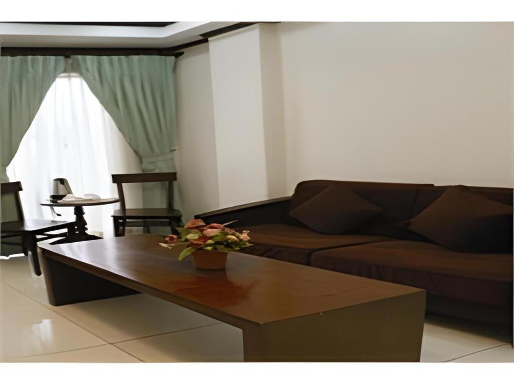 Soledad Suites Panglao Esterno foto