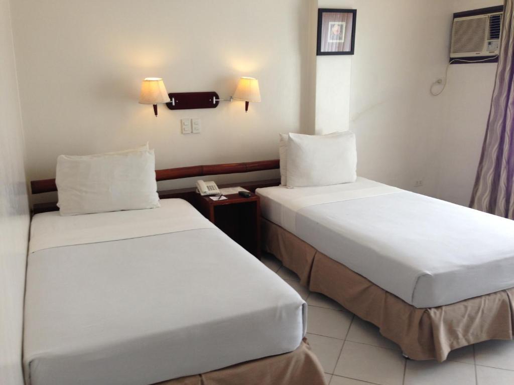 Soledad Suites Panglao Esterno foto