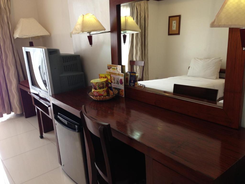 Soledad Suites Panglao Esterno foto